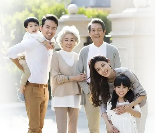 portrait of happy chinese family (card)